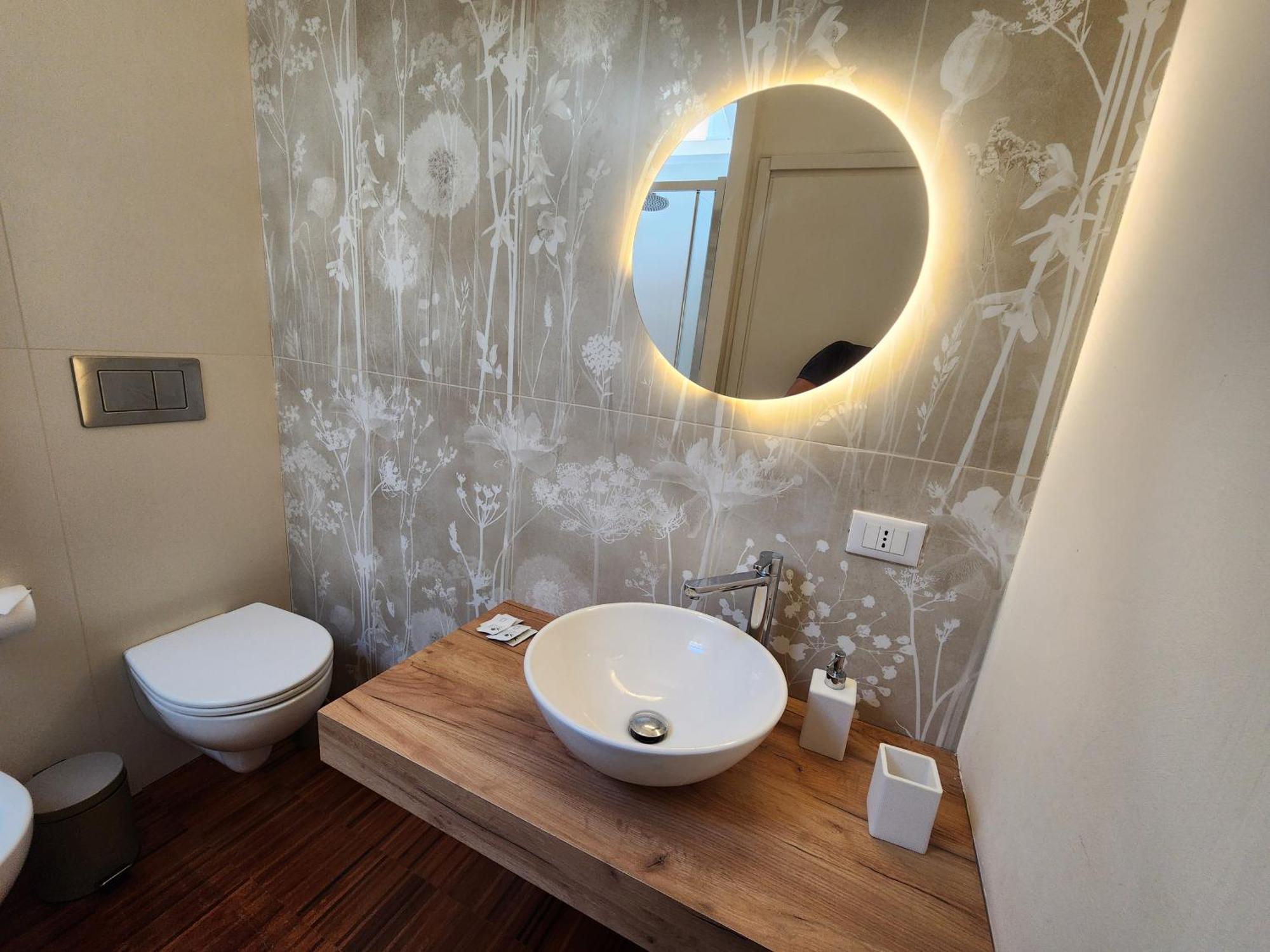 Gaia Suites - A Due Passi Dal Centro - Parcheggio Privato Turin Exteriör bild