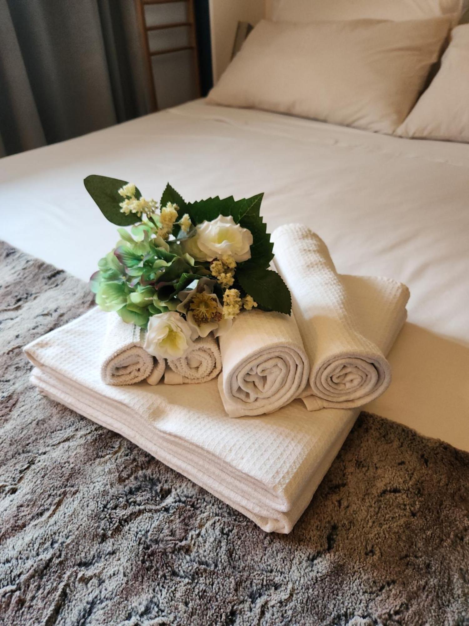 Gaia Suites - A Due Passi Dal Centro - Parcheggio Privato Turin Exteriör bild